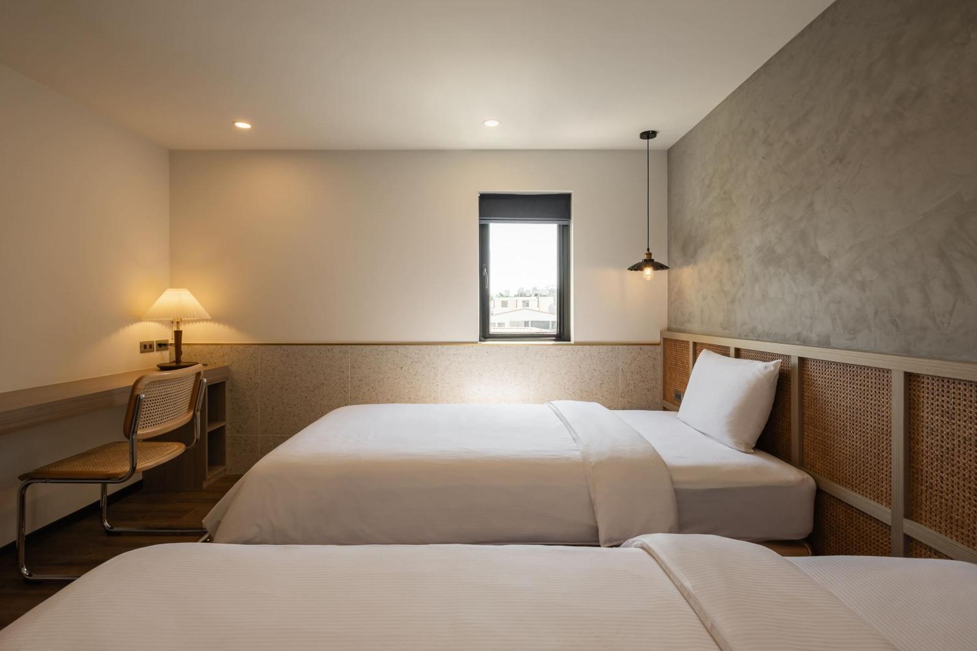 Kindness Hotel - Yuanlin Room photo