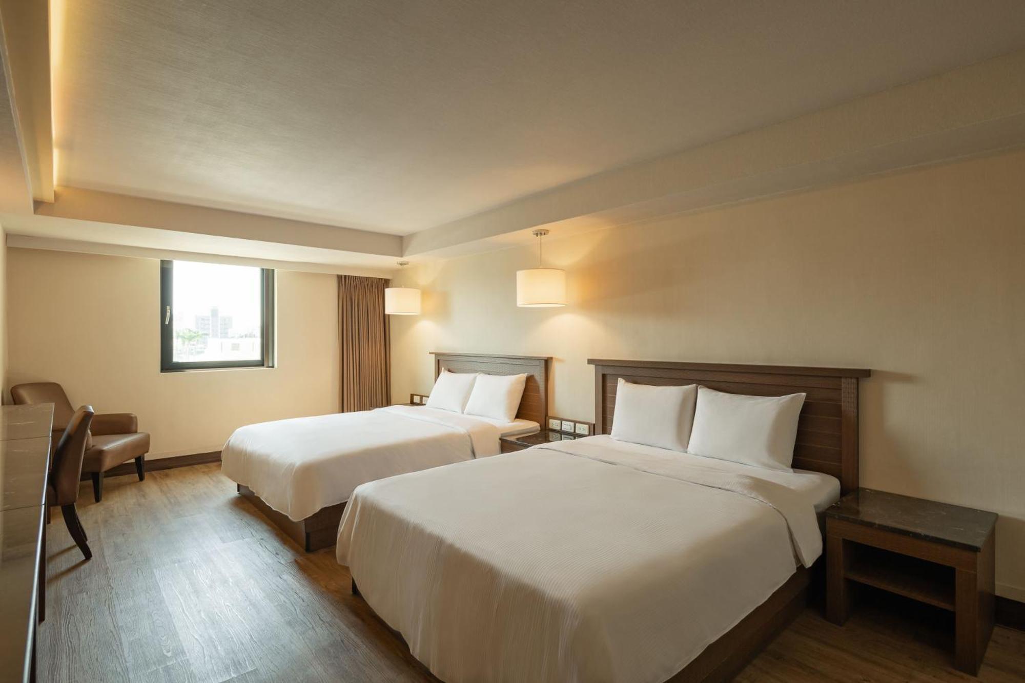 Kindness Hotel - Yuanlin Room photo